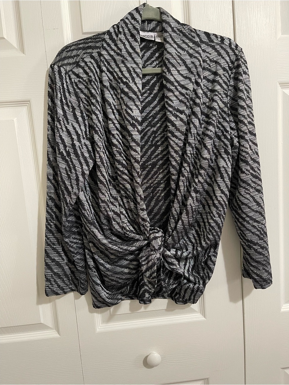 Chico Black/Gray cardigan